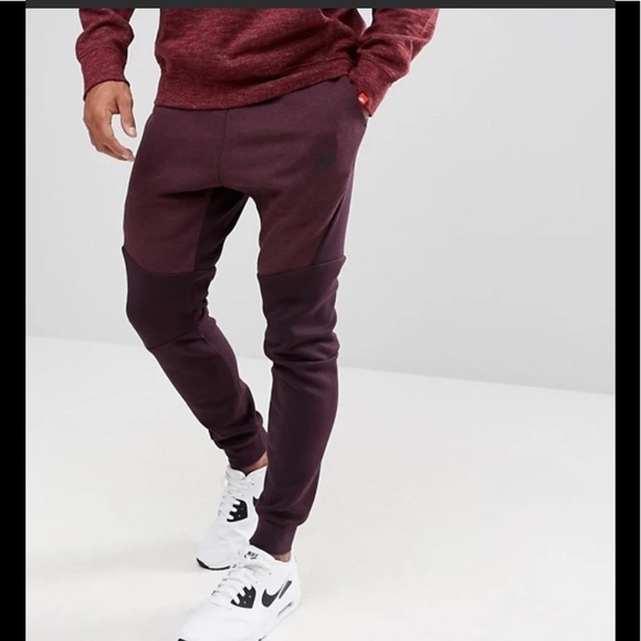 Nike Tech Sports Fleece Jogger Sweatpants SZ L Port Wine - Picture 2 of 9